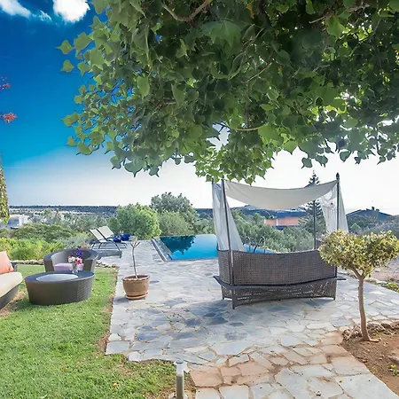 Foothills, Exquisite 5bdr With Pool And Stunning Views וילה